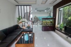 Nhà 2 tầng mới cóng nguyễn chánh chỉ có 3.55 tỷ, lh minh nguyen 0935112151