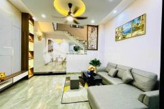 Bán nhà 3 tầng trung tâm q10 siêu hiếm, ngang 5m, giá sốc 6 tỷ anh chị ơi hốt liền để phí