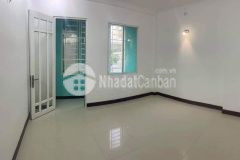 Nhà btct kiên cố,mới vào ở ngay diện tích khủng,có ban công,sân phơi ngay trung tâm gò vấp,tân bình