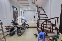 Bán nhà 5 tầng khương trung 52m 8.5 tỷ.