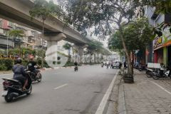 Mặt phố, vỉa hè thênh thang, kinh doanh khủng phố yên lãng, đống đa. 0911554873.