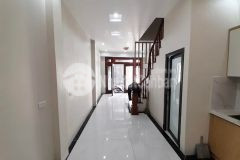 Bán nhà mới phố nguyễn sơn long biên 35m2 5 tầng. nhỉnh 3 tỷ.