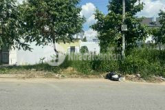 Bán nền đường d3 khu hồng loan 6a giáp bệnh viện nam cần thơ giá 4 tỷ