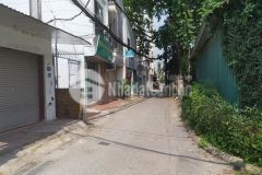 Cần bán 140m đất 8xtỷ gia thượng sổ đẹp mặt tiền rộng chia lô