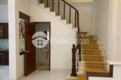 Bán nhà mặt ngõ 111 phố cù chính lan, ô tô đỗ, ngõ thông, dt 49m5 tầng5.95 tỷ