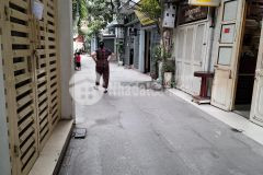 Bán nhà phân lô hoàng cầu 45m2mt 5m. oto đỗ cửa 6.65 tỷ