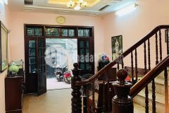 Cầu giấy, chính chủ bán nhà gấp 100m2 x 5 tầng, ô tô, kinh doanh sầm uất, 9 tỷ.