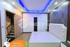 Bán nhà hoàng mai ga ra ô tô 40m2 5t mt 4m chỉ 5 tỷ