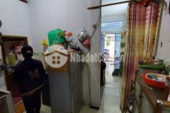 Bán nhà 2 tầng. lạc long quân. tân bình. nhỉnh 4 tỷ nhà kết cấu 1 triệt, 1 lầu dt 3,8 x 11,