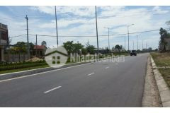 Bán đất mặt tiền đường tôn đức thắng hướng tây bắc.