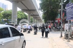 Bán nhà đẹp phố xuân thủy thoáng sáng,ngõ to,tiện ích tuyệt vời,5 tầng, 40m4.65 tỷ