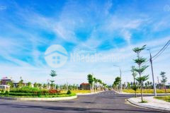 Tôi chính chủ bể nợ, bán gấp lô gần góc ngã tư lô 2 mega city kon tum, sổ đỏ có sẵn. 3,5trm2. lh