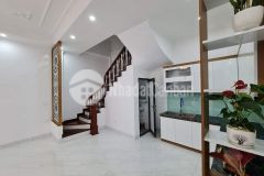 Bán nhà riêng phường lĩnh nam, ô tô, 40m x 5t, 3.7 tỷ. lh 0975149605