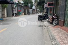 Bán nhà sài đồng vỉa hè, kinh doanh, ô tô, dt 115m2, giá 13.5 tỷ có thương lượng.