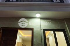 Bán nhà pl mới đẹp ở luôn 5 tầng x 30m2 ngõ 639 hoàng hoa thám giá 4,2 tỷ. lh 0912442669