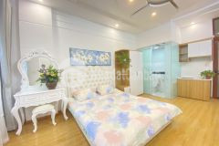 Ccmn cầu giấy, 15 phòng, thang máy,2 thoáng, thu 70 triệutháng 65m2x7t 9.8 tỷ