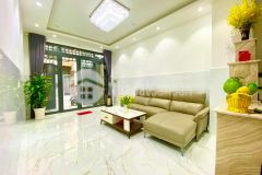 Bán nhà đẹp ở ngay tặng full nội thất 60m2, 3 tầng đúc, kênh tân hóa tân phú