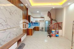 Bán gấp nhà p.giáp nhị, 10m ô tô, nhà mới kính koong, thông số đẹp giá nhỉnh 4 tỷ.