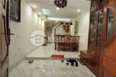 Cần bán nhà bắc từ liêm, gần hồ tây, 35m2 x 4, phân lô, ô tô, 2 thoáng, giá hơn 6 tỷ