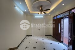 Bán nhà 4 tầng tại phố ngọc trì thạch bàn, ô tô taxi cách 10m.