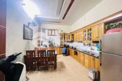 Cc bán nhà 4 tầng 36m2, ngõ ba gác, thông tứ tung ở xuân thủy cầu giấy