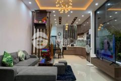 Chính chủ bán nhà ngõ 106 hoàng quốc việt,2 thoáng,phân lô,ô tô,80m,5t,giá 12.9 tỷ lh hải cg 0966866