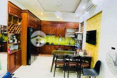 Bán nhà gấp nguyễn hoàng, 50m2, căn hiếm, ôtô, kinh doanh sầm uất, giá 4 tỷ.