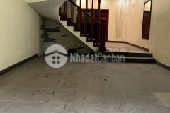 Cho thuê nhà ngõ 61 lạc trung 65m2x4 tầng, mặt tiền 6m, ô tô đỗ cửa