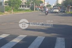 Bán đất mặt phố lê văn hiến, diện tích 299m2, mặt tiền 12m.kinh doanh đỉnh. 18 tỷ,62trm