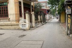 Chính chủ bán mảnh đất 50.9m tổ 4, cự khối, mt 6m, đường 3m, giá đầu tư