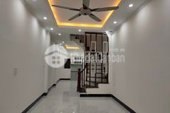 Bán nhà đẹp an sinh đỉnh ngõ thông khương trung 45m2 5 tầng giá 4,2 tỷ.