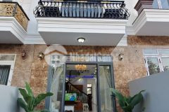 Chính chủ cần bán nhà tân uyên 1 trệt 2 lầu. xây 3 tấm 90m2 giá rẻ