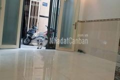 Nhà chính chủ mới 2 tầng diện tích lớn 2pn,2wc có hiên để ôtô