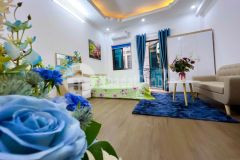 Bán căn hộ dịch vụ dịch vọng hậu 59m2, 5 tầng, mt 4.5m, giá 6.89 tỷ lh 0835956891.