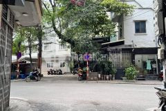 Bán nhà chùa bộc 90m2, 4 tầng, mt 5.5m ô tô vào nhà kinh doanh.