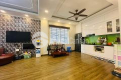 Bán gấp nhà hoàng ngân,thanh xuân, dt 45mx5t,mt4,5m. giá 7,5 tỷ.