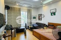 Cần bán nhà ngọc hà 49m2, 4 tầng, mt 4.5m, giá 4.45 ty ba đình, lh 0835956891.