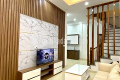 Cực hiếm ngay cầu giấy đất phân lỗ ô tô 7 chỗ cách nhà 20m nhỉnh hơn 3 tỷ