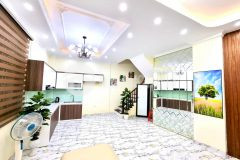 Nhà đẹp 2 thoáng khương hạ mặt tiền đẹp gần hồ khương hạ 37m2 5 tầng giá 4.3 tỷ.