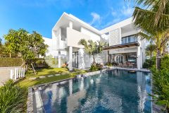 Bán biệt thự mặt tiền biển resort 5 hồ tràm, suất ngoại giao duy nhất.giá tốt nhất cho nhà đầu tư