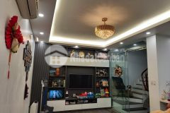 Nhà hẻm nguyễn văn cừ, 45m2, 4 tầng 1 tum, mt 7m, oto qua nhà, 4 ngủ, 3 wc, hẻm to oto qua, ở luôn