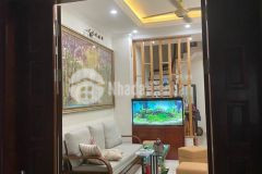 Bán nhà ngõ 15 ngọc hồi, 33m2 x 5 tầng, 3.2 tỷ, cách mặt phố 20m