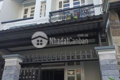 Chính chủ bán nhà mới,hẻm xe hơi ngay bệnh viện q.124.5x13m2 giá 3.9 tỷ.