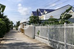 Bán nền đẹp rạch xẻo lá tặng nhà cấp 4. diện tích 250 m2. giá 6 triệu m2. tổng 1500m2