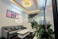 Cần bán gấp chủ nhà ra nước ngoài định cư nhà tt cầu giấy mặt tiền siêu rộng lô góc siêu tháng