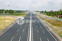 Ban đât 325m măt đương quôc lô rông 80m, ha nôi, gia đâu tư