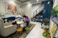 Sổ đỏ chính chủ 3 bước ra mặt phố tân mai 5 tầng giá chỉ có 6 tỷ lh 0373729889