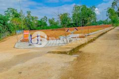 Nhượng 2 lô liền kề 2 mặt tiền điện tiến gần dt605 đường 5m giá 390 hỗ trợ vay 50