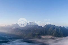 Xa xa trên đỉnh pu luông có bán mảnh đất 1300m vuông 2 mặt đường chỉ 5 tỷ hơn.