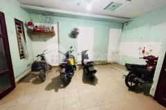 Chính chủ cần bán nhà nguyên căn nguyễn khang cầu giấy 8 phòng ngủ gần trục đường chính